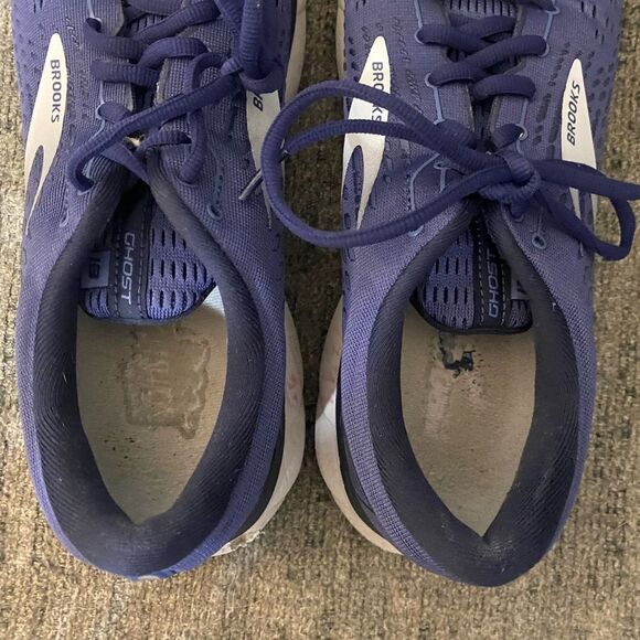 Mens Brooks Shoes  - Picture 2 of 9